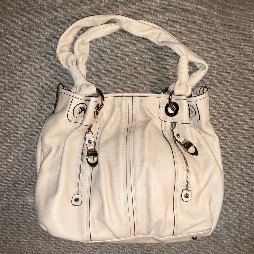 B Makowsky cream genuine leather shoulder bag